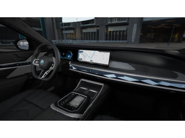 2025 Bmw 750e photo 12