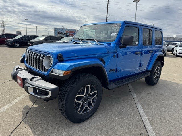2025 Jeep Wrangler Sahara photo 32