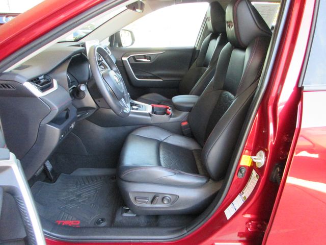 2020 Toyota RAV4 TRD photo 12