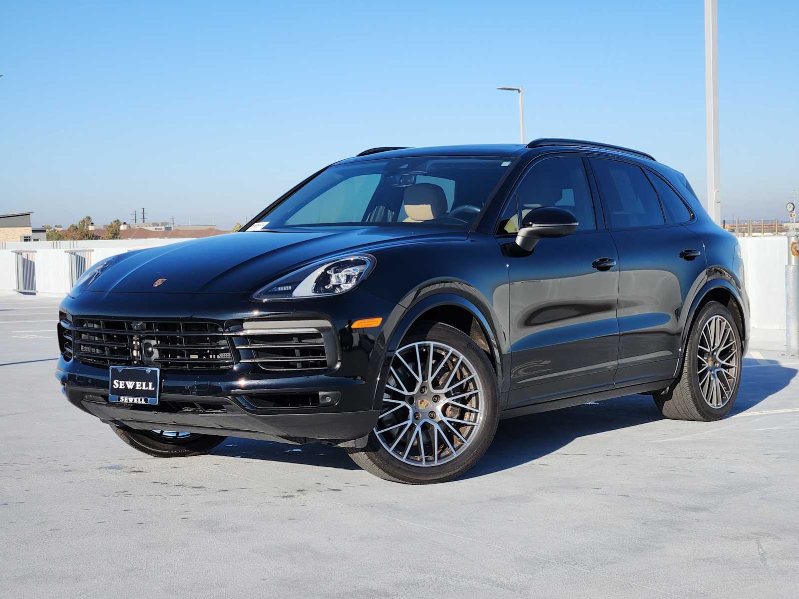2022 Porsche Cayenne's photo