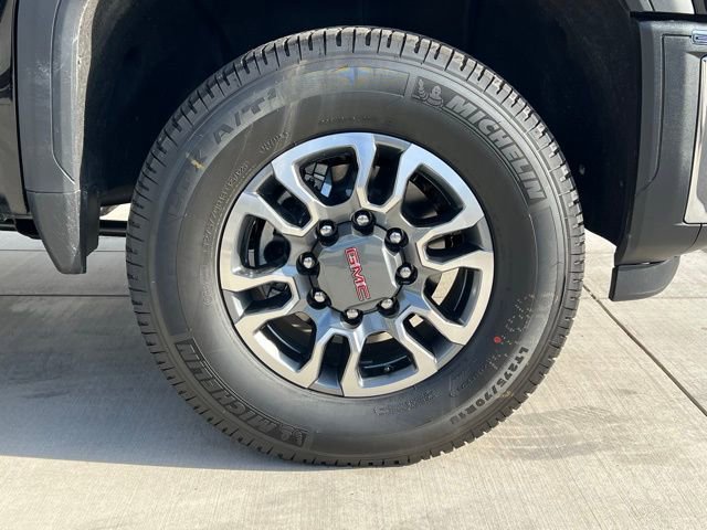 2025 Gmc Sierra 2500 HD SLT photo 9