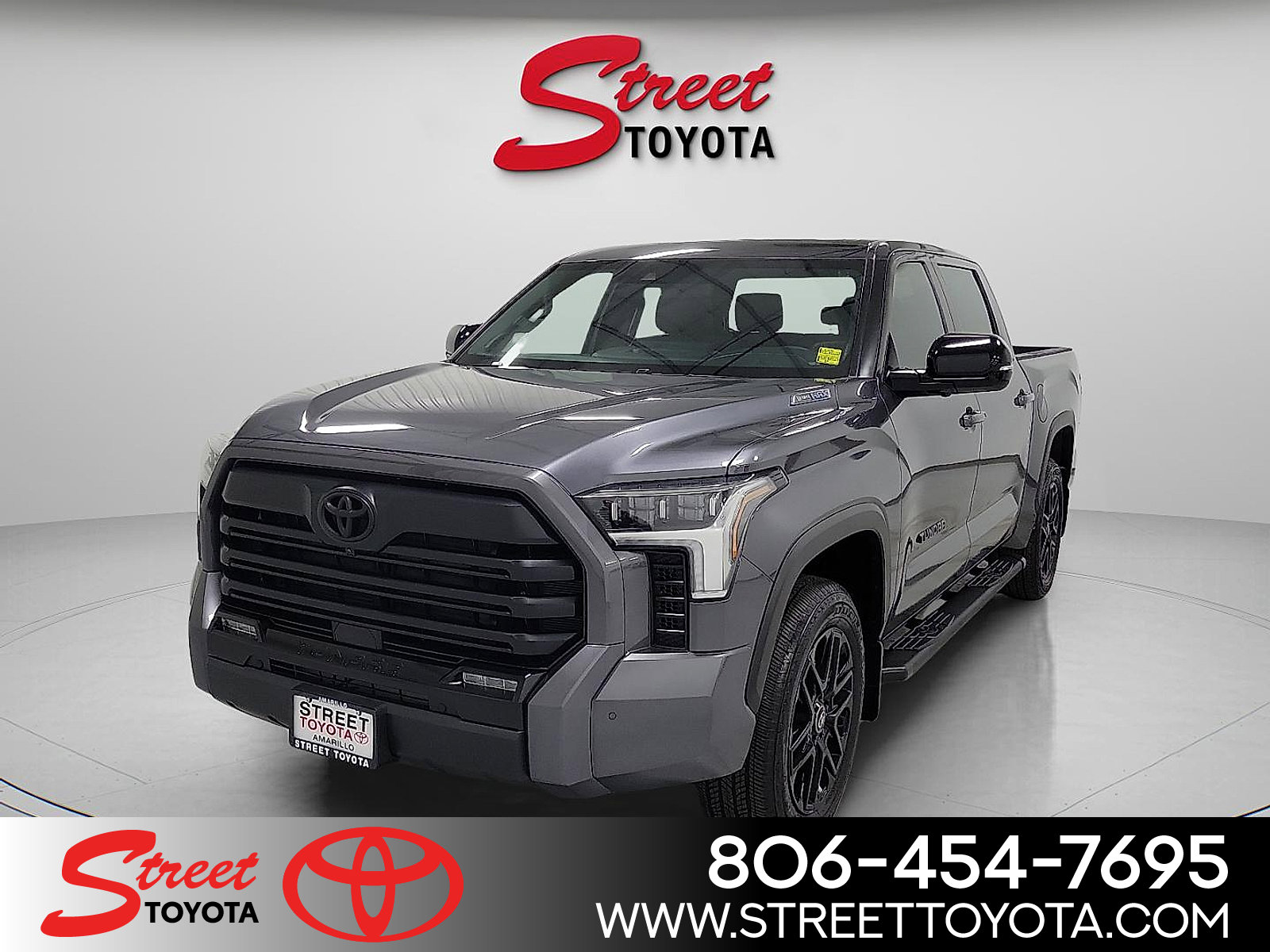 2025 Toyota Tundra Limited's photo