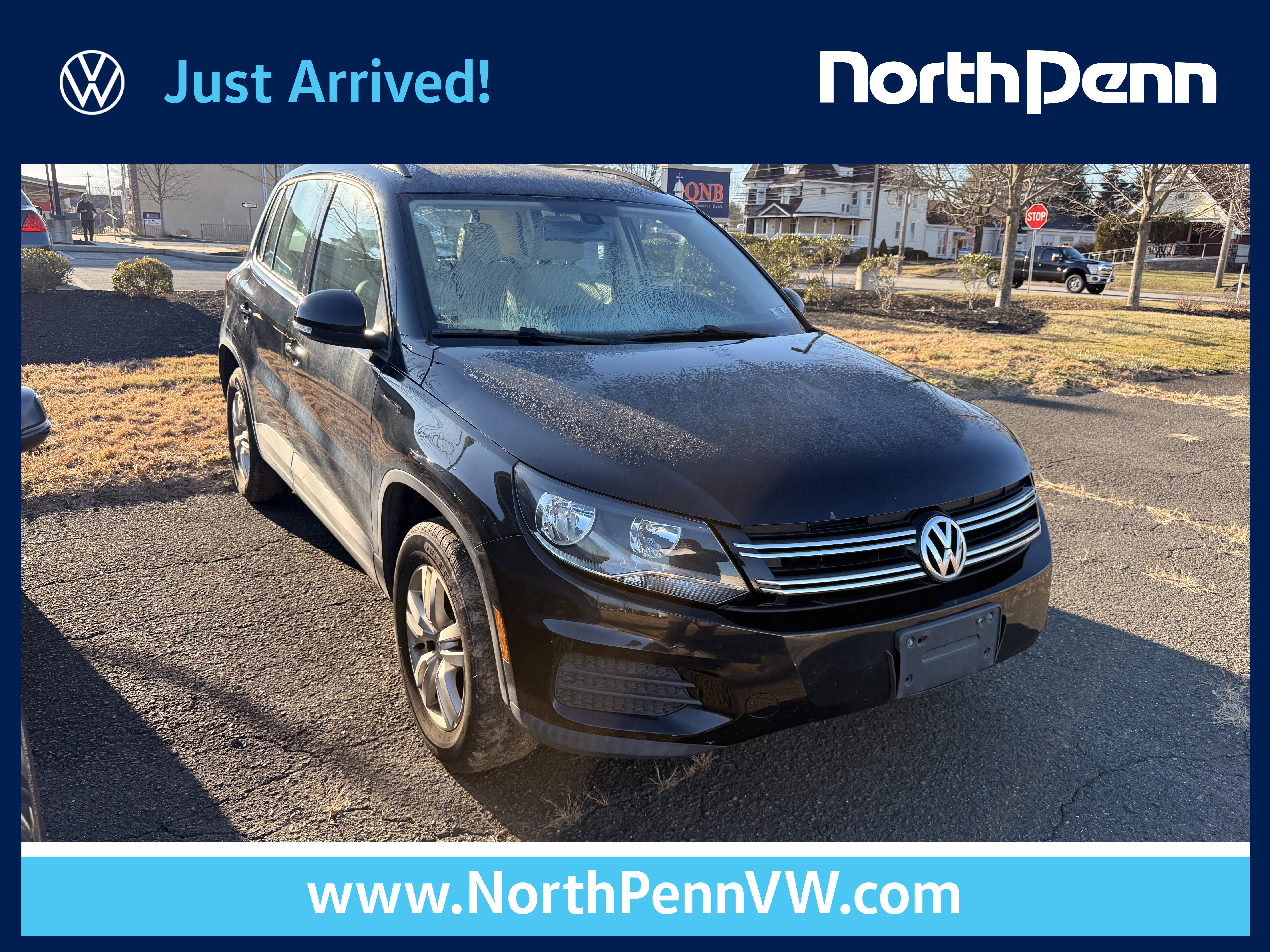 2017 Volkswagen Tiguan S's photo