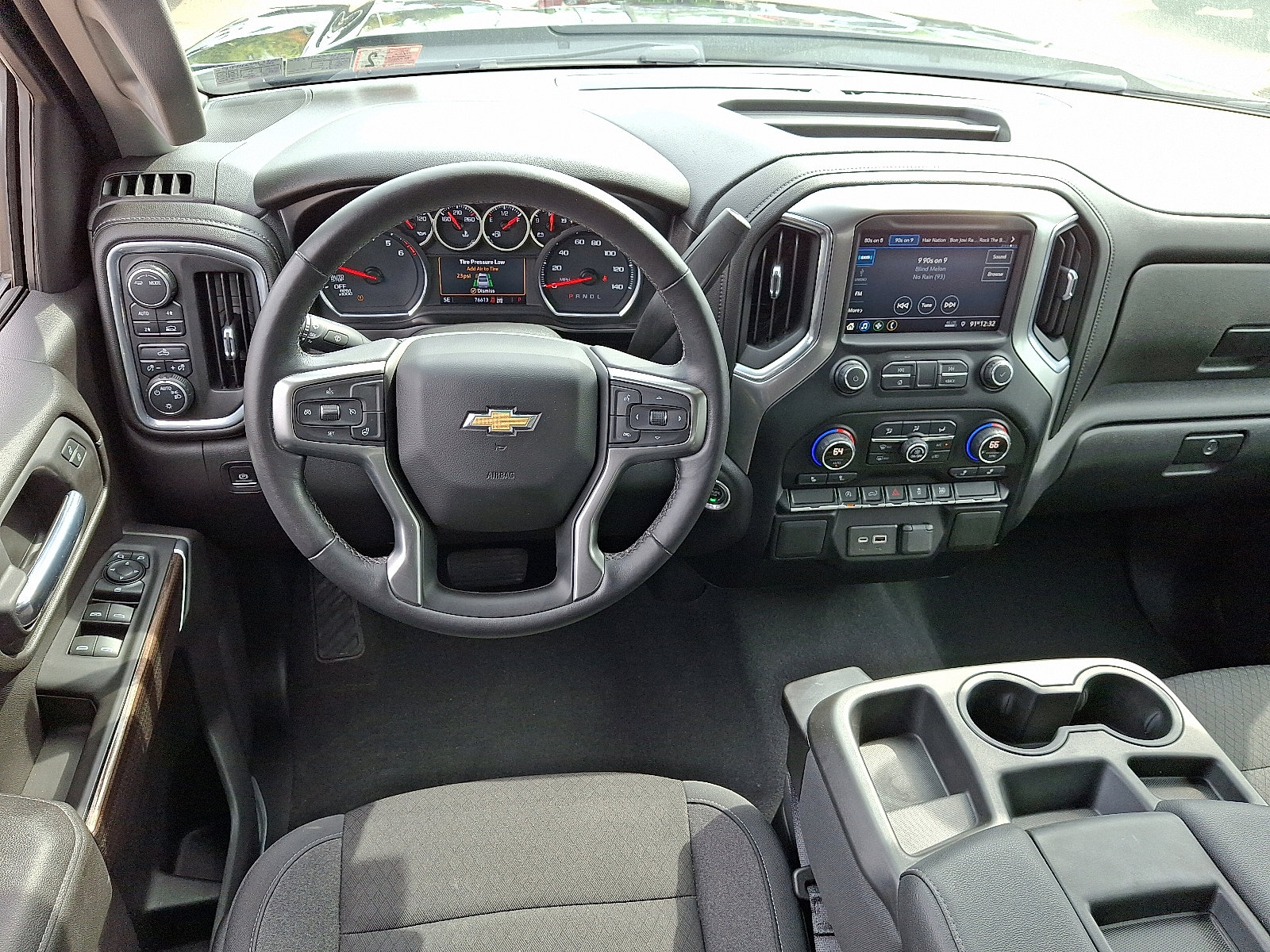2021 Chevrolet Silverado 1500 LT photo 10
