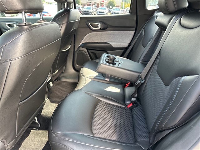 2023 Jeep Compass Latitude photo 11