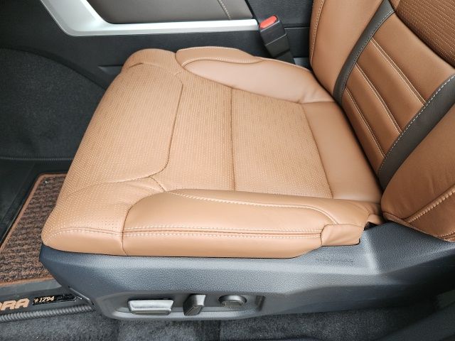 2025 Toyota Tundra 1794 Edition CrewMax photo 15