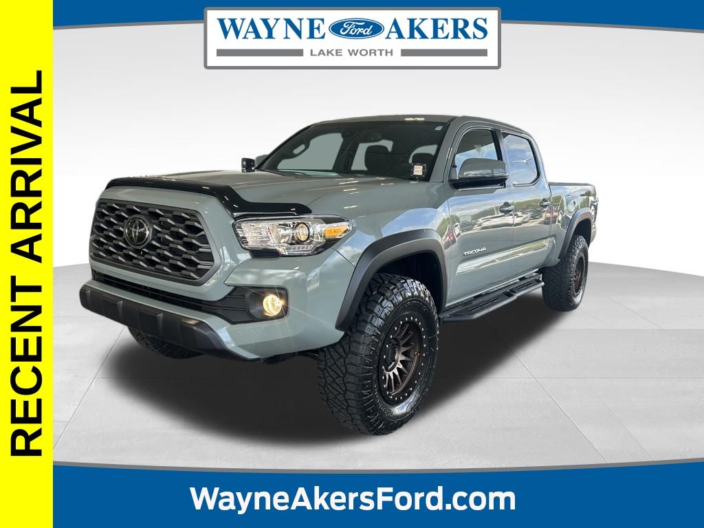 2023 Toyota Tacoma TRD Off Road's photo