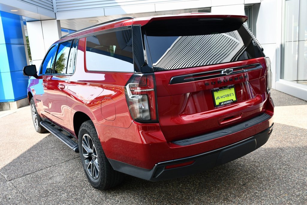 2023 Chevrolet Suburban Z71 photo 4
