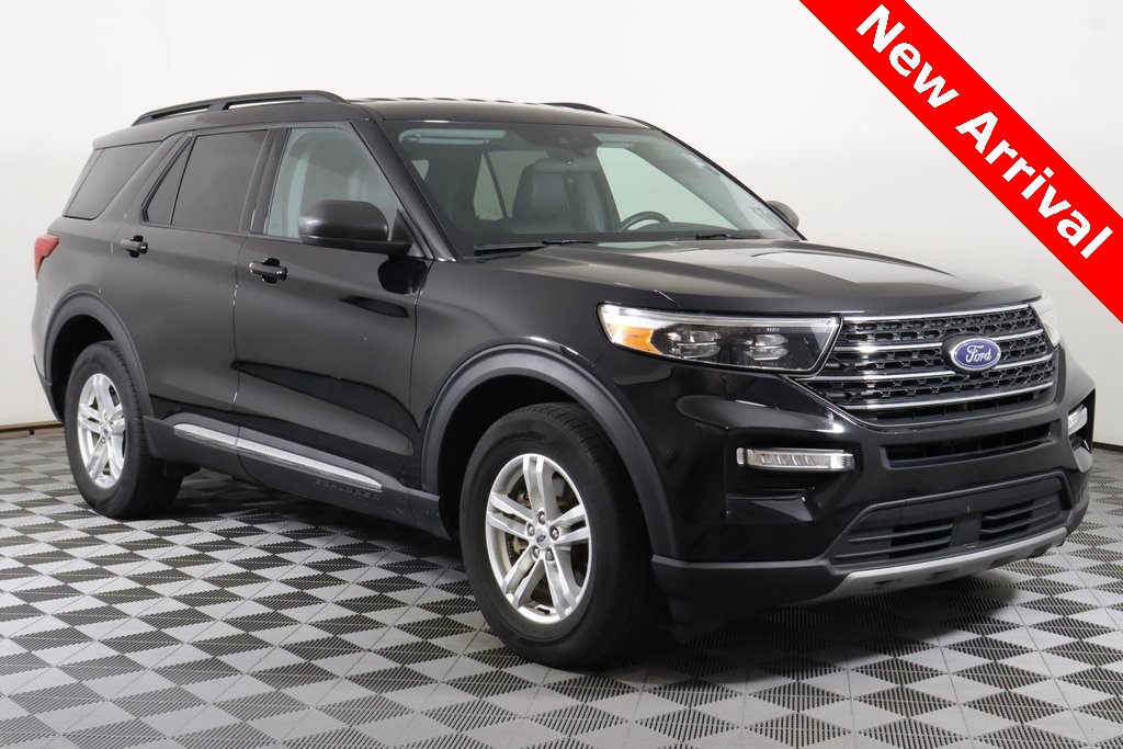 2023 Ford Explorer XLT's photo