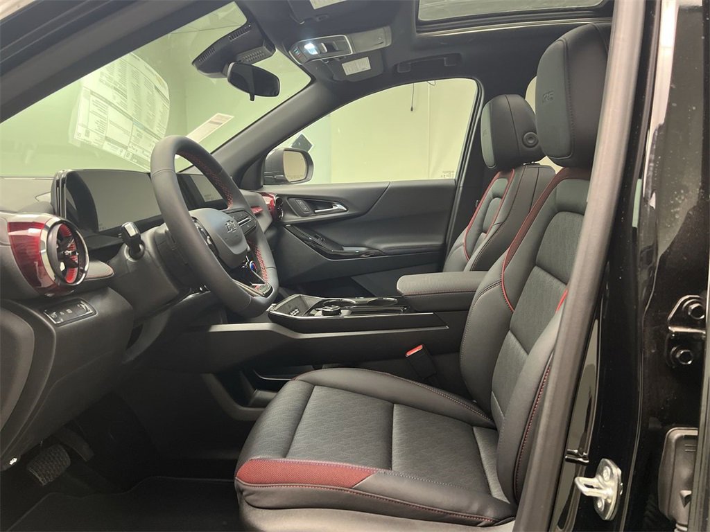 2025 Chevrolet Equinox RS photo 8