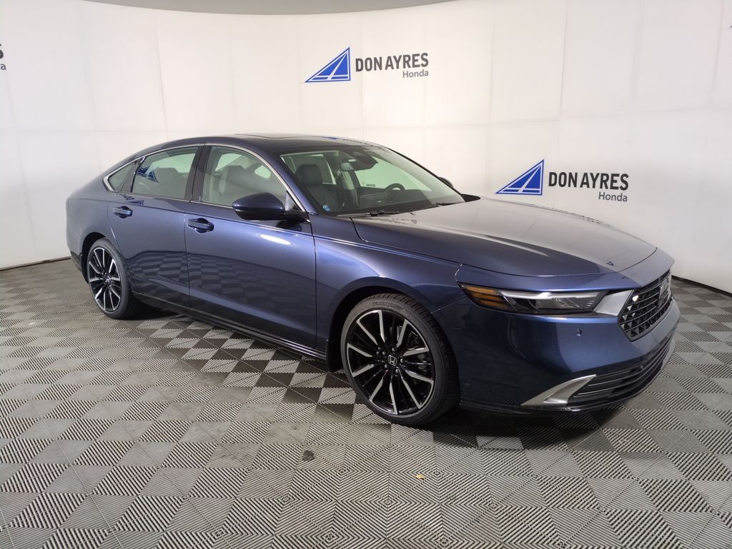 2025 Honda Accord Hybrid Touring photo 7
