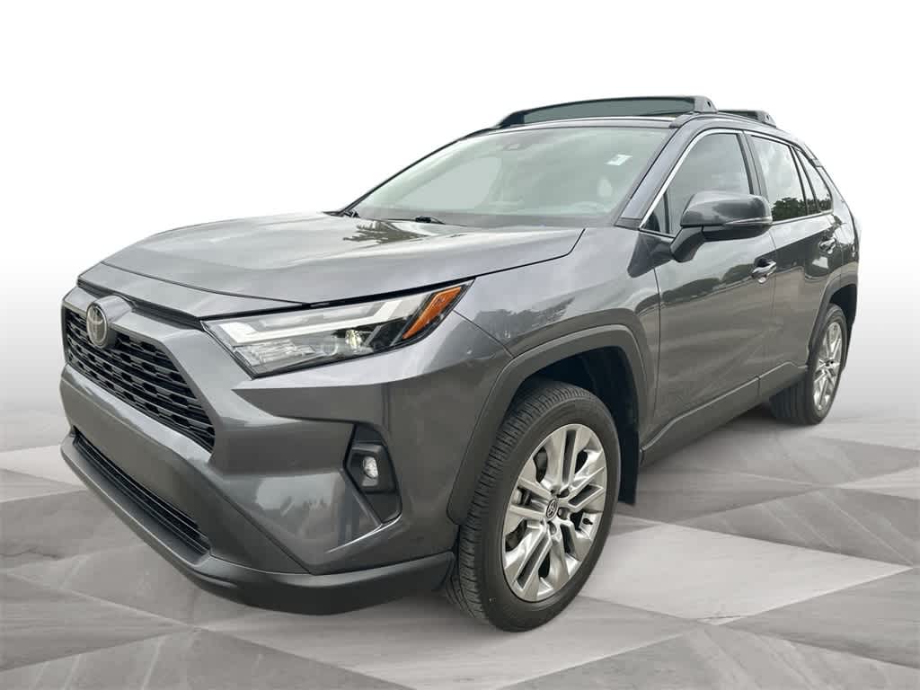 2025 Toyota RAV4 XLE Premium's photo