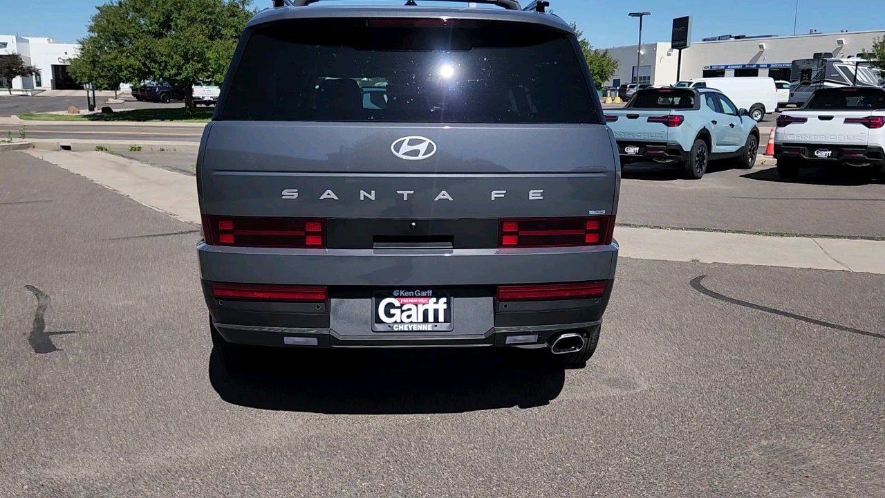 2025 Hyundai Santa Fe SEL photo 8