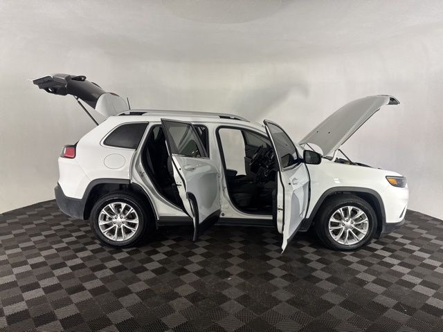 2019 Jeep Cherokee Latitude photo 12
