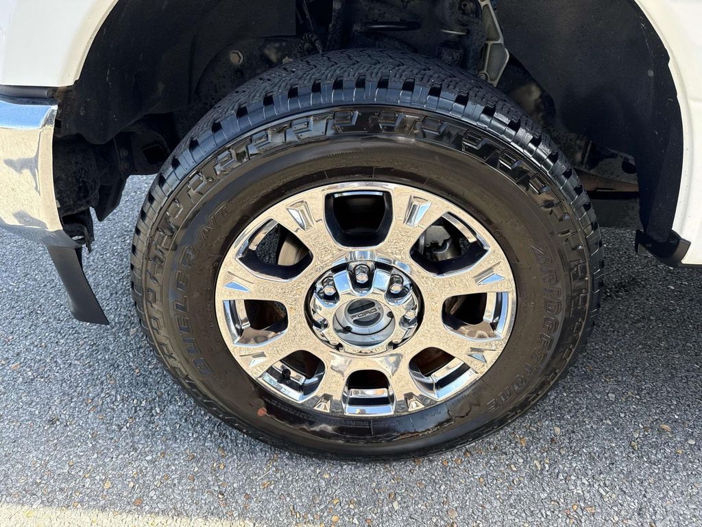 2021 Ford F-250 Lariat photo 4