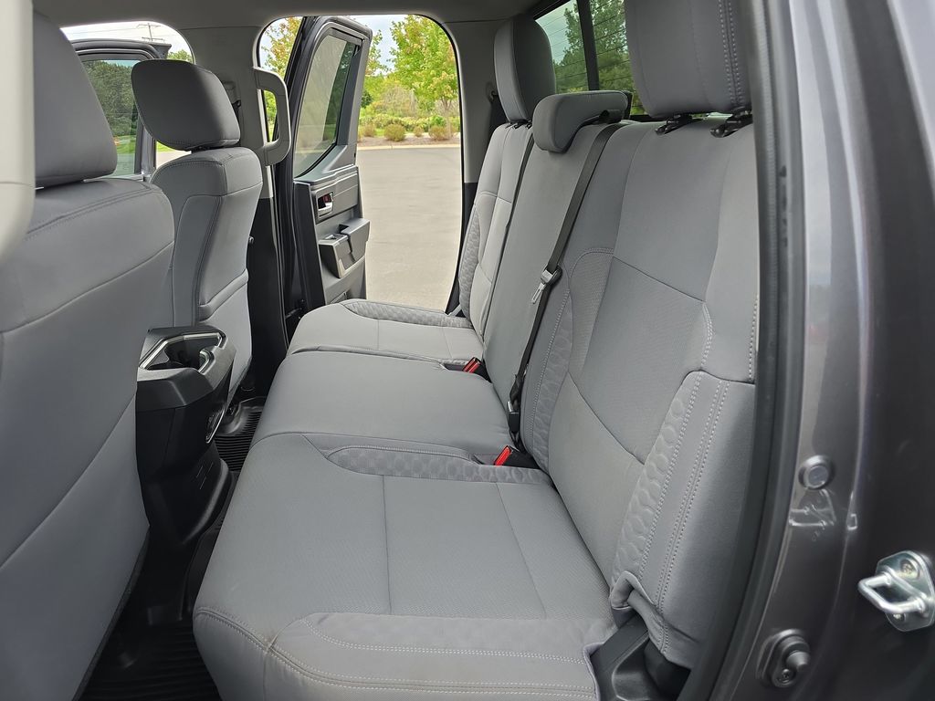2022 Toyota Tundra SR5 photo 13