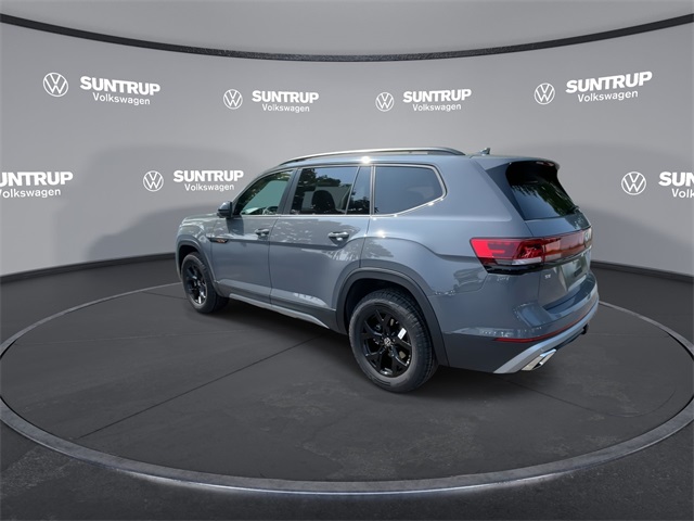 2025 Volkswagen Atlas Peak Edition SE photo 14