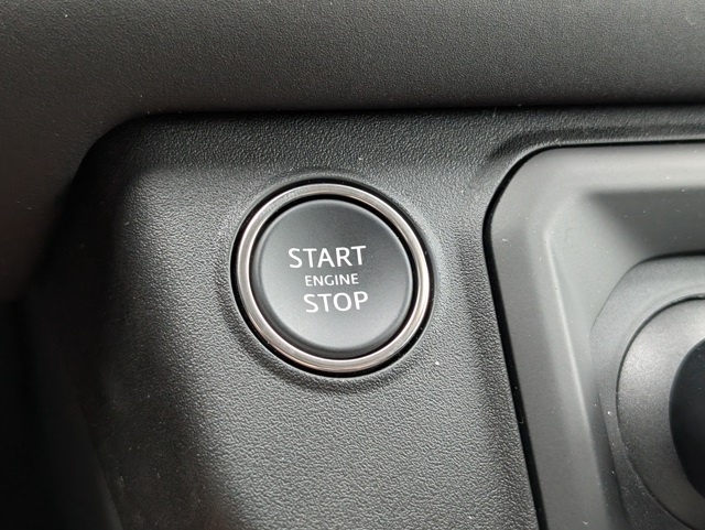 2025 Land Rover Defender 110 S photo 16