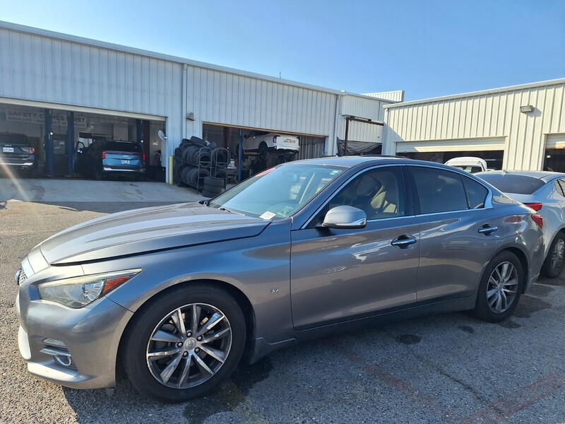 2015 INFINITI Q50 Premium
