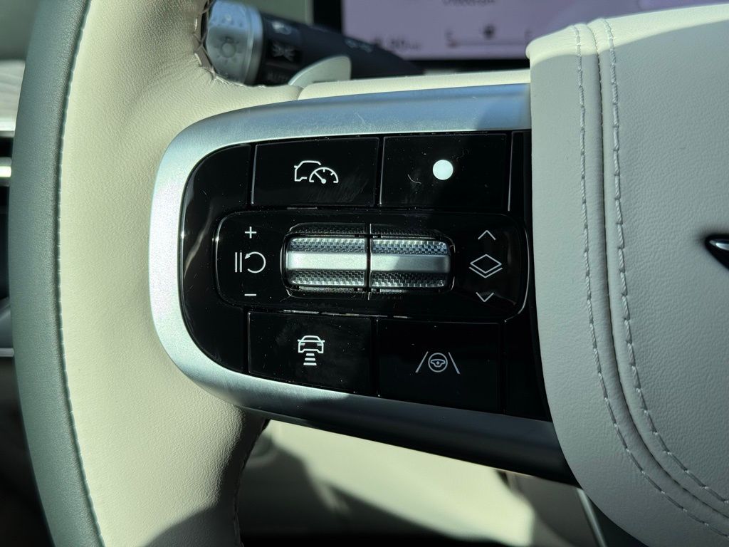2025 Genesis GV80 3.5T Prestige photo 28