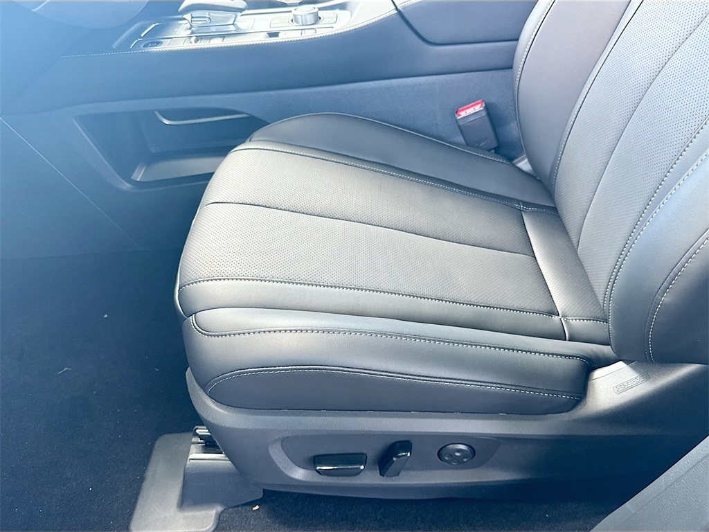 2026 Infiniti QX60 Luxe photo 19