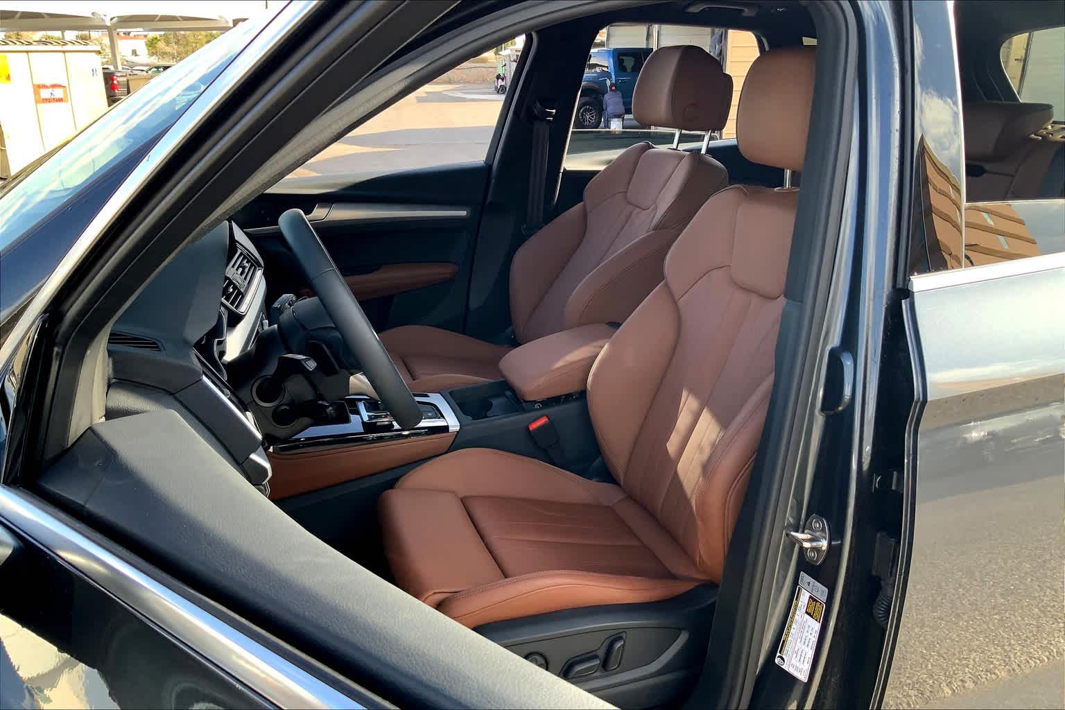 2024 Audi Q5 S line Premium Plus 45 TFSI photo 6