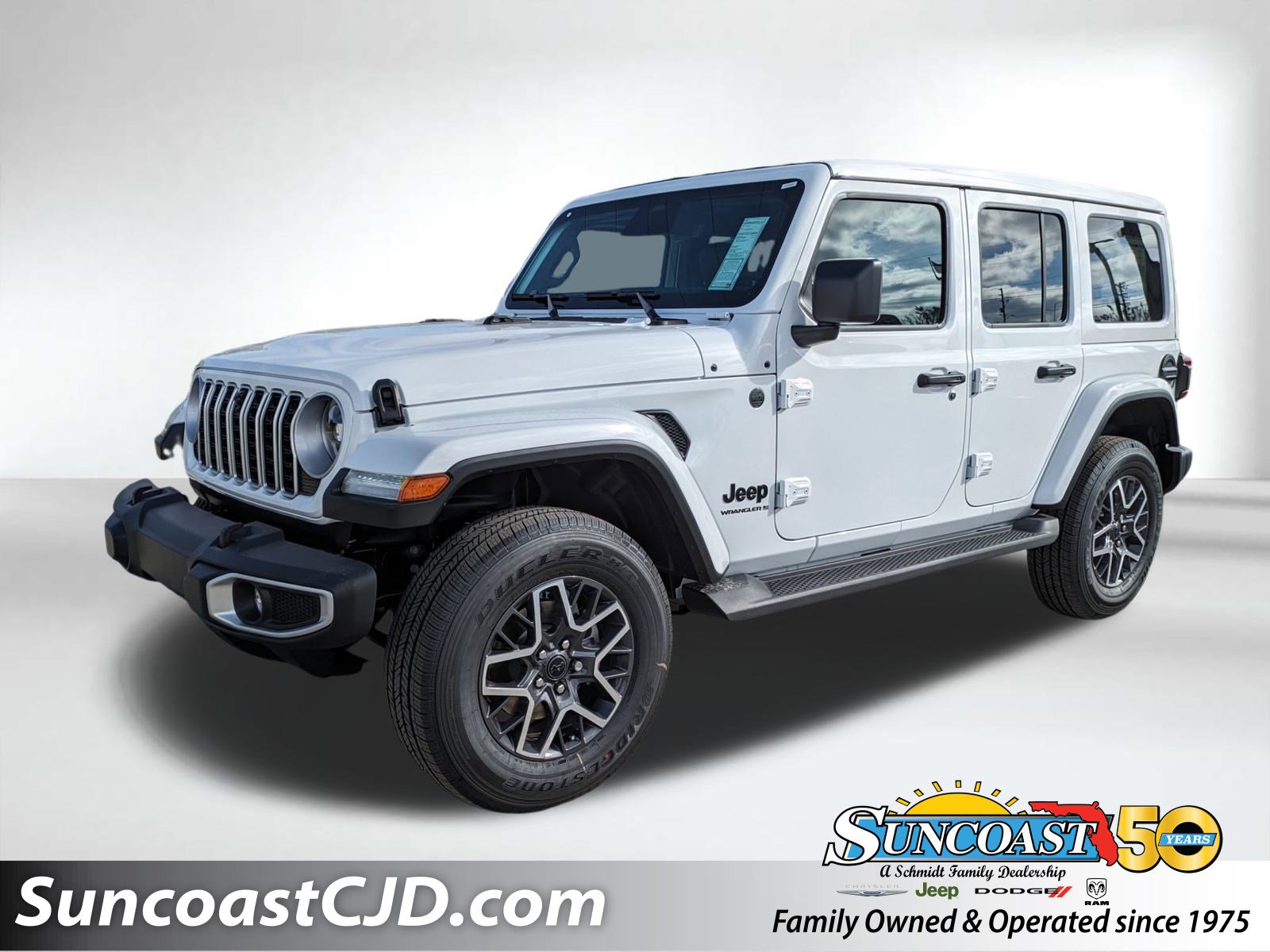 2026 Jeep Wrangler 4-Door Sahara's photo