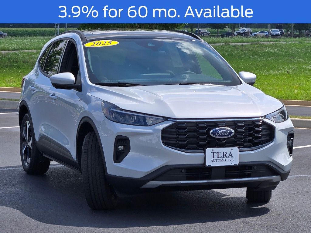 2025 Ford Escape Hybrid ST-Line Select photo 3