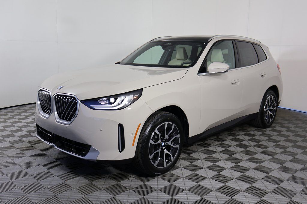 2026 BMW X3 30's photo