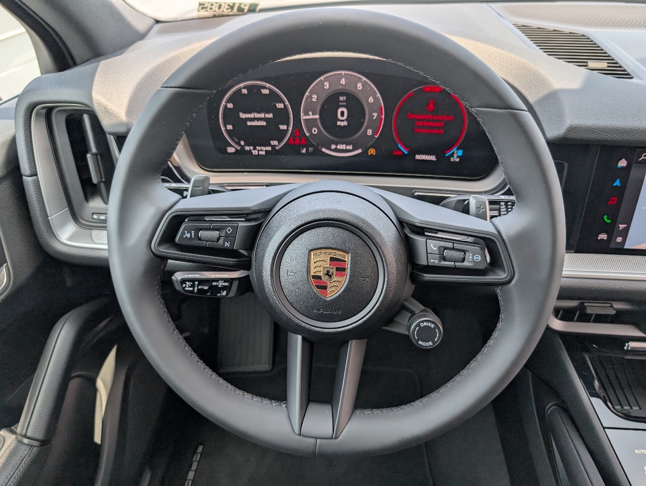 2025 Porsche Cayenne photo 20