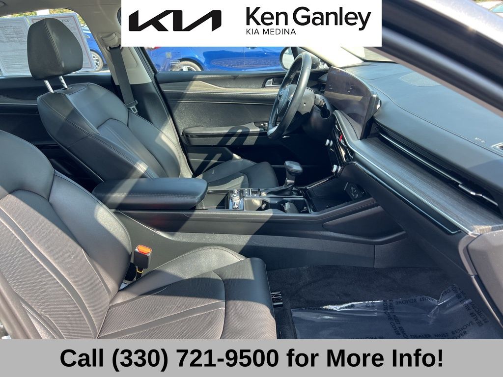 2025 Kia K5 EX photo 48