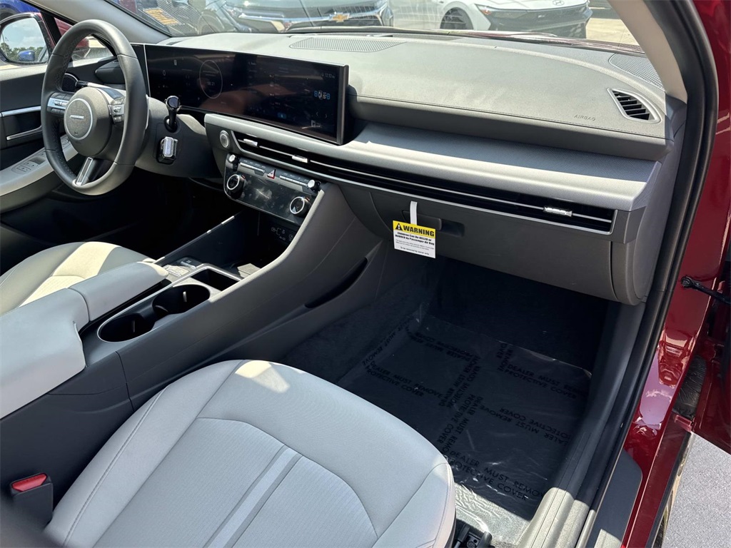 2024 Hyundai Sonata SEL Convenience photo 11
