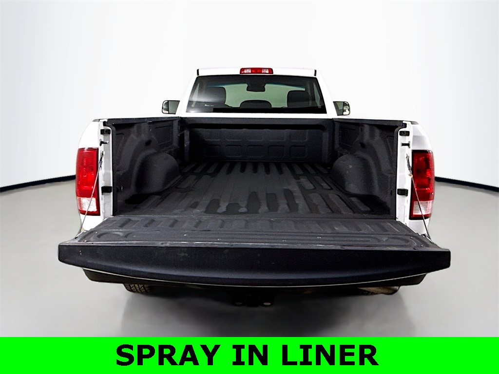 2019 Ram 1500 Classic Tradesman photo 3