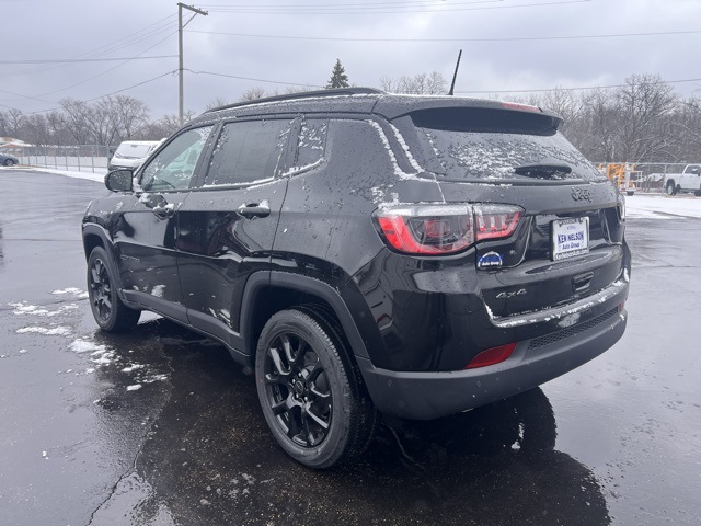 2025 Jeep Compass Latitude Altitude Special Edition photo 3