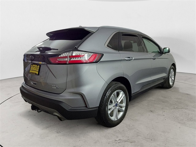 2020 Ford Edge SEL photo 5
