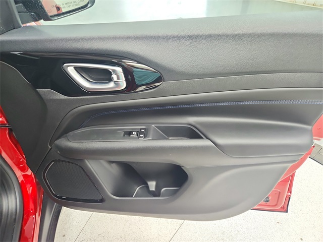 2025 Jeep Compass Latitude photo 31