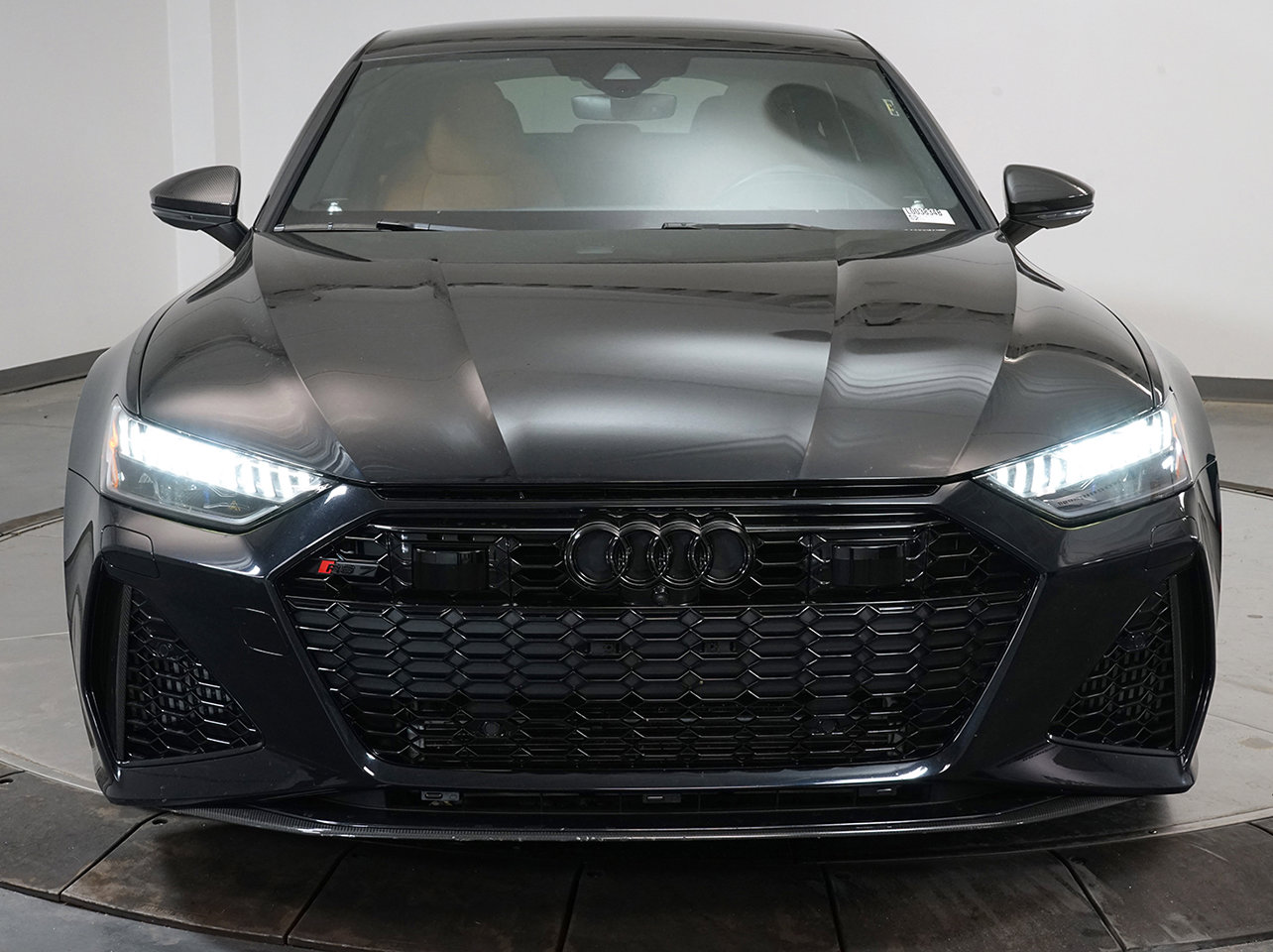 2021 Audi RS 7 photo 2