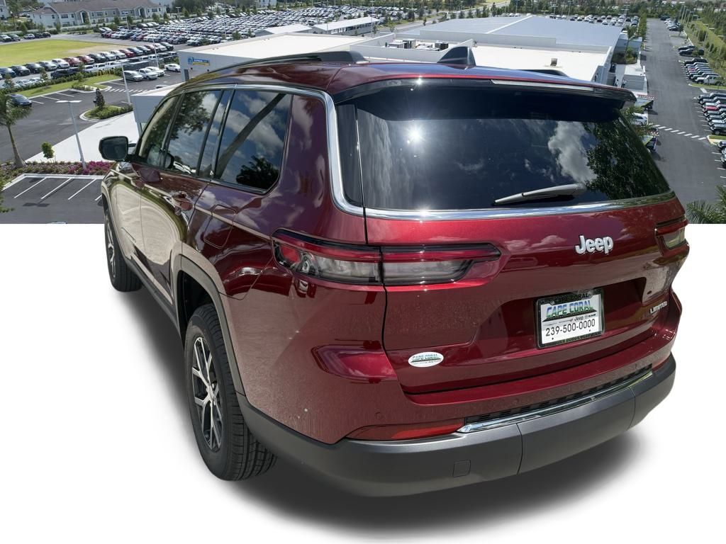 2025 Jeep Grand Cherokee Limited photo 4