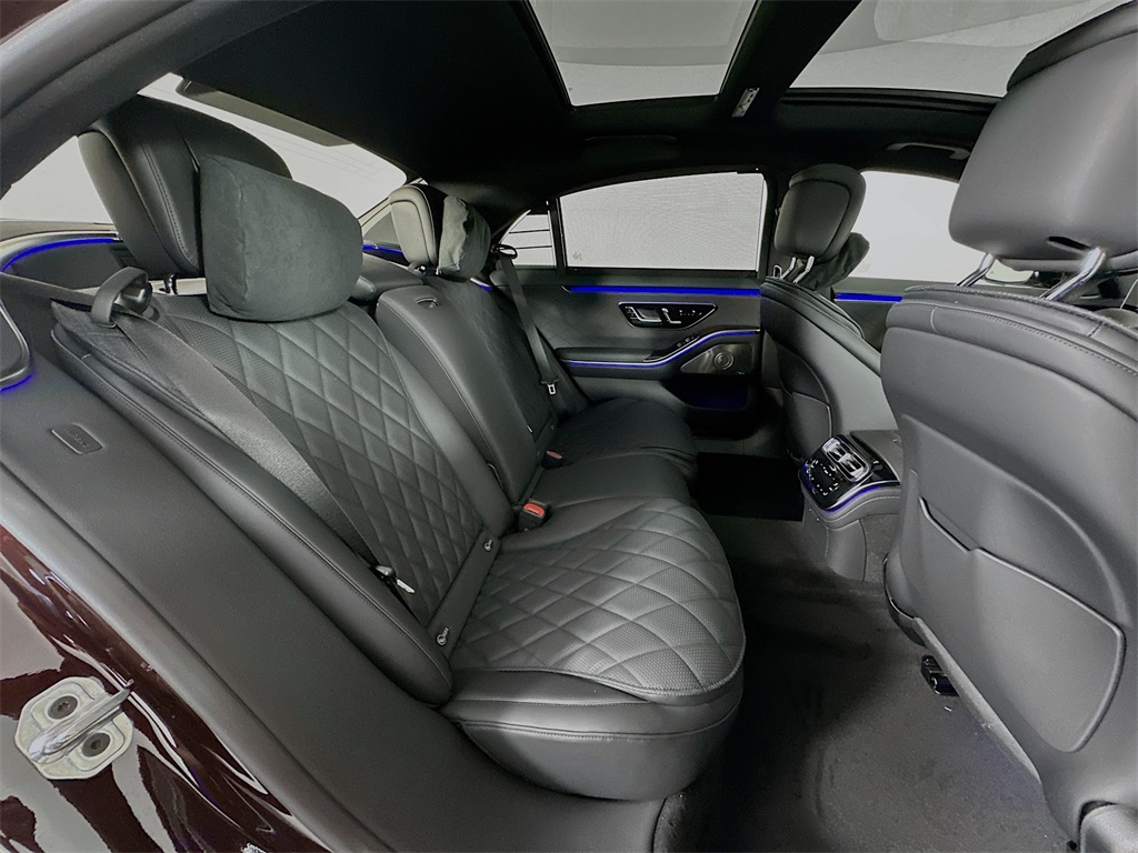 2026 Mercedes Benz S 580 4MATIC photo 29