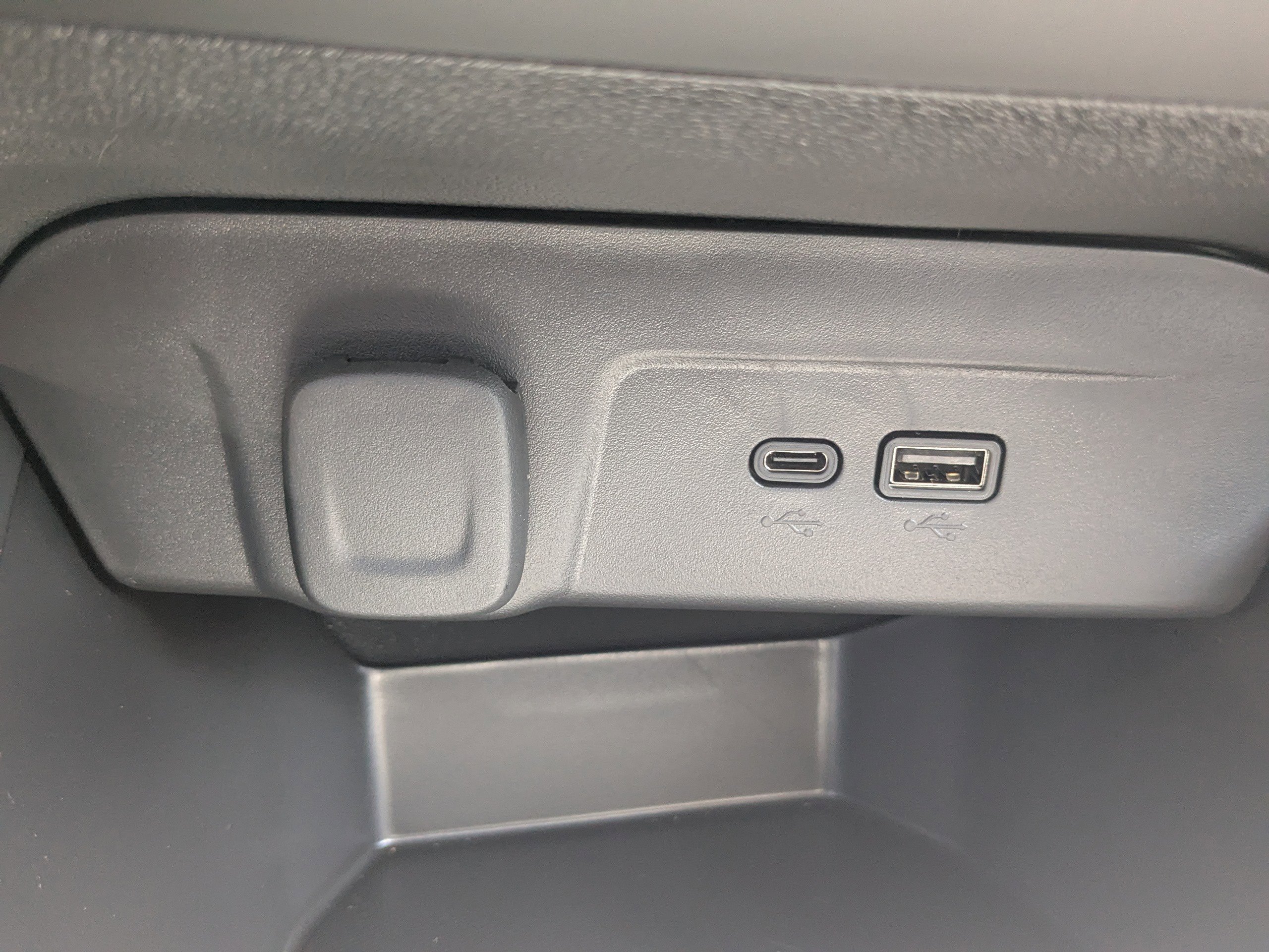 2025 Chevrolet Trax photo 23