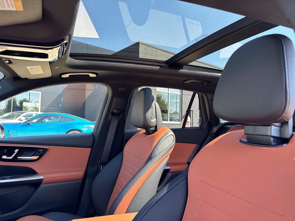 2026 Mercedes Benz GLC 350e 4MATIC photo 16
