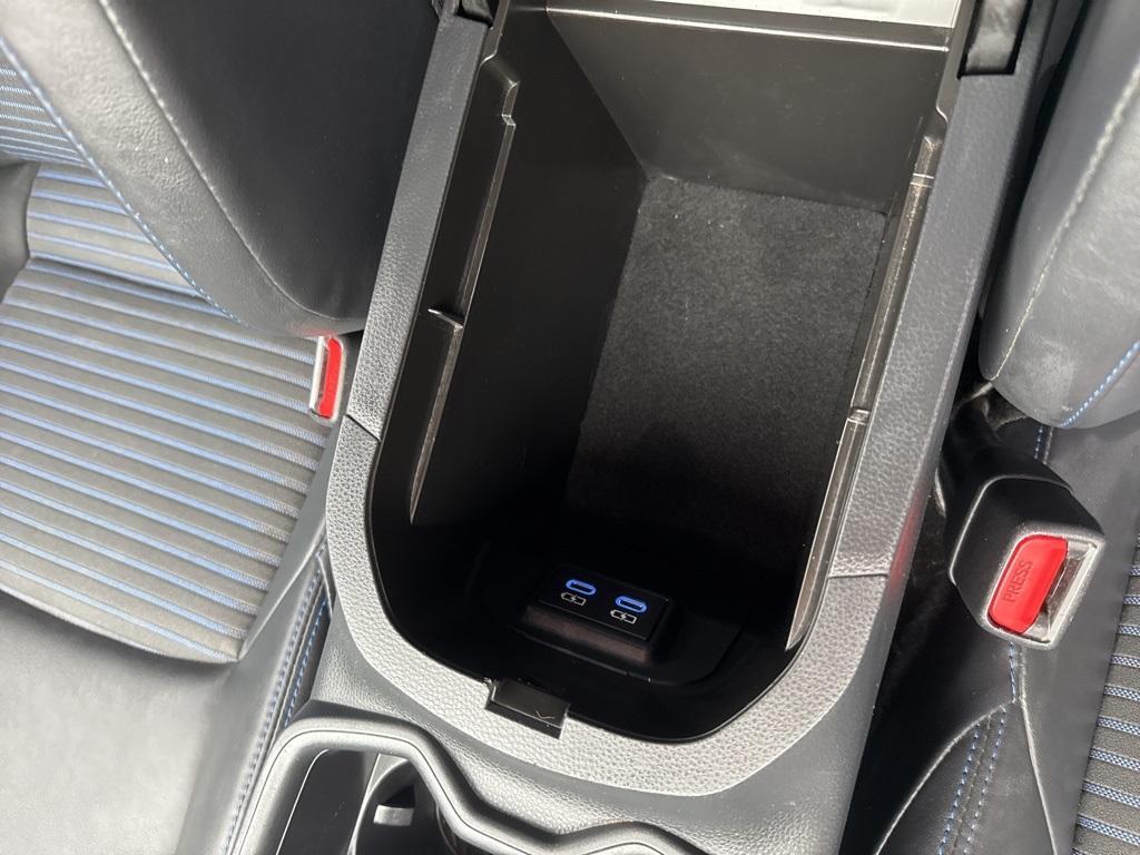 2022 Toyota RAV4 Hybrid XSE photo 40