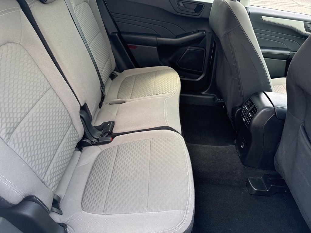 2022 Ford Escape Hybrid SE photo 35