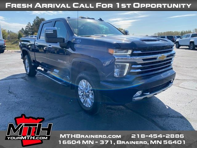 2022 Chevrolet Silverado 2500HD High Country photo 2