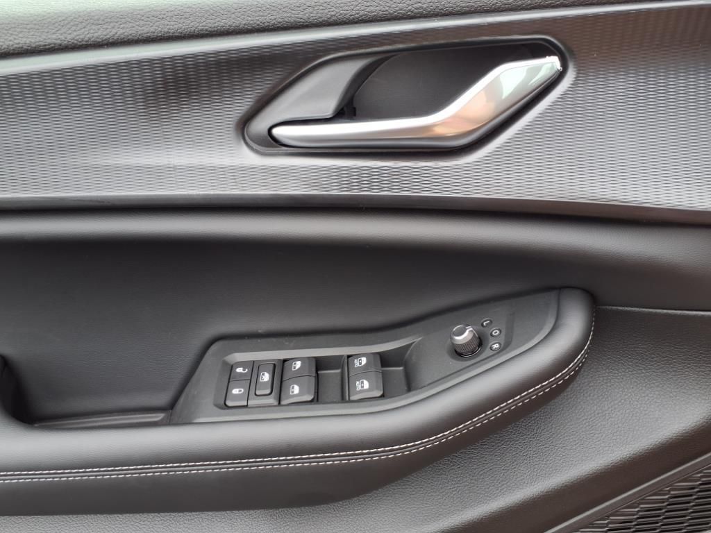 2025 Jeep Grand Cherokee Altitude X photo 13