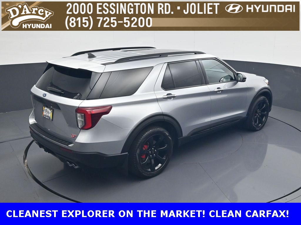 2022 Ford Explorer ST photo 16