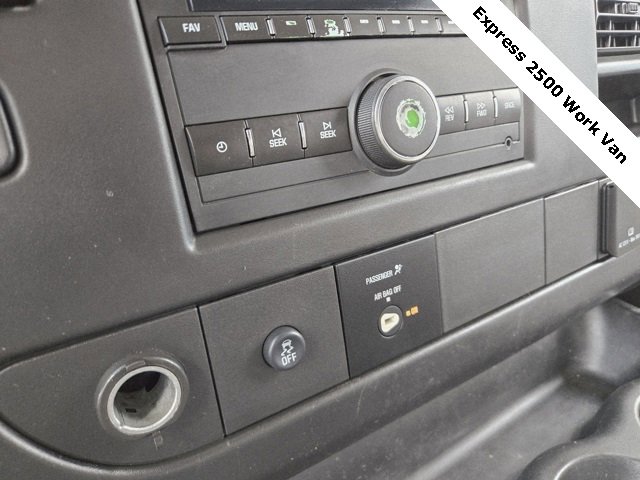 2016 Chevrolet Express 2500 Cargo photo 14