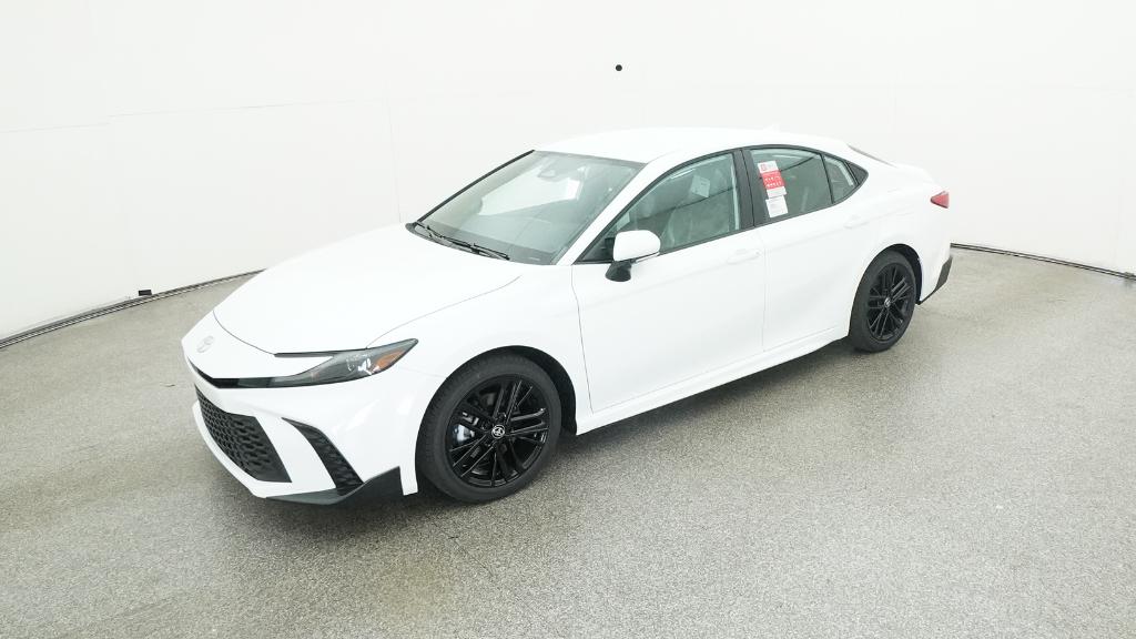 2026 Toyota Camry SE's photo