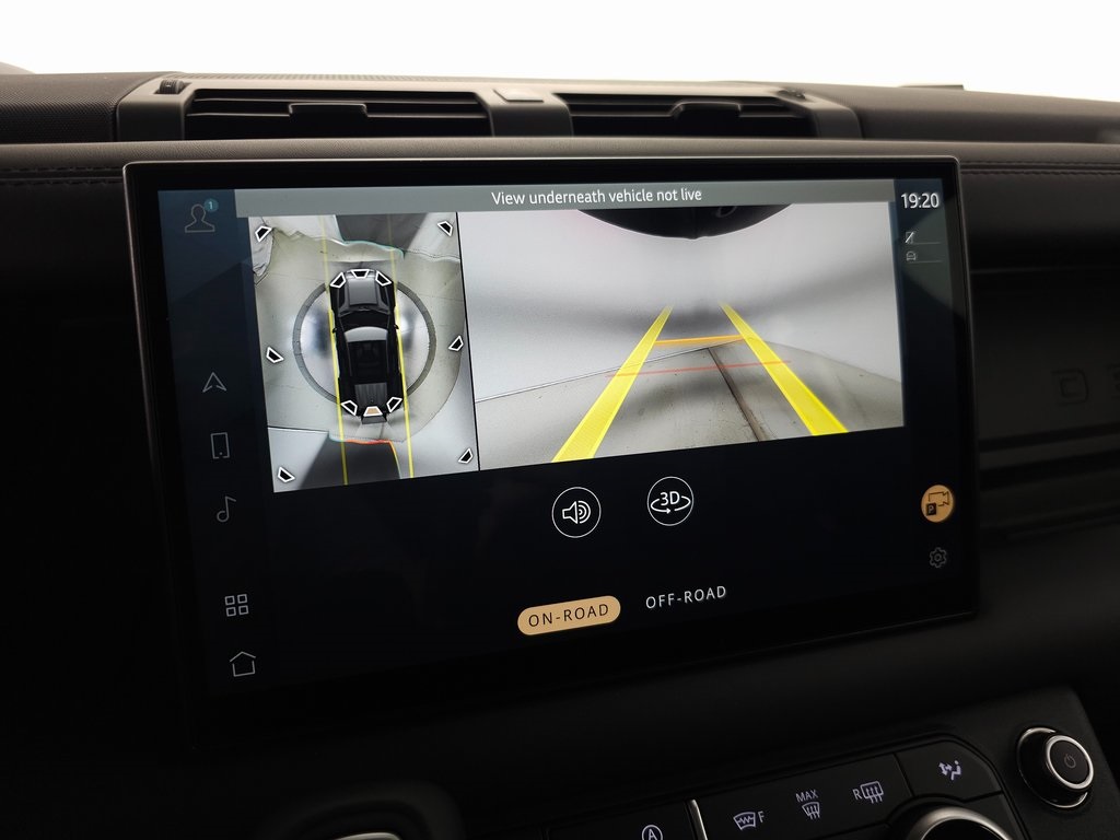 2025 Land Rover Defender 110 X-Dynamic SE photo 22