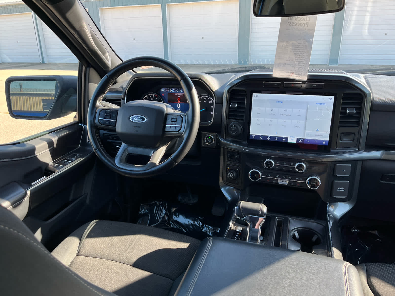 2022 Ford F-150 XLT photo 23